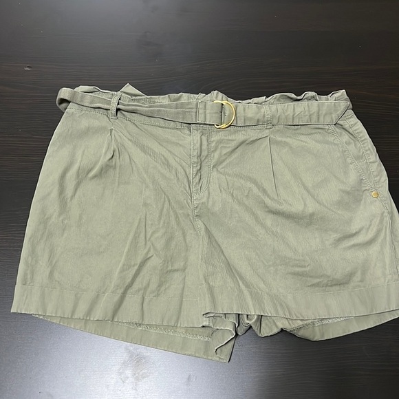 Loft paper bag shorts with belt - Picture 1 of 6